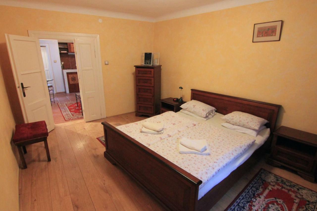 Mala Strana Apartment 1 Πράγα Εξωτερικό φωτογραφία